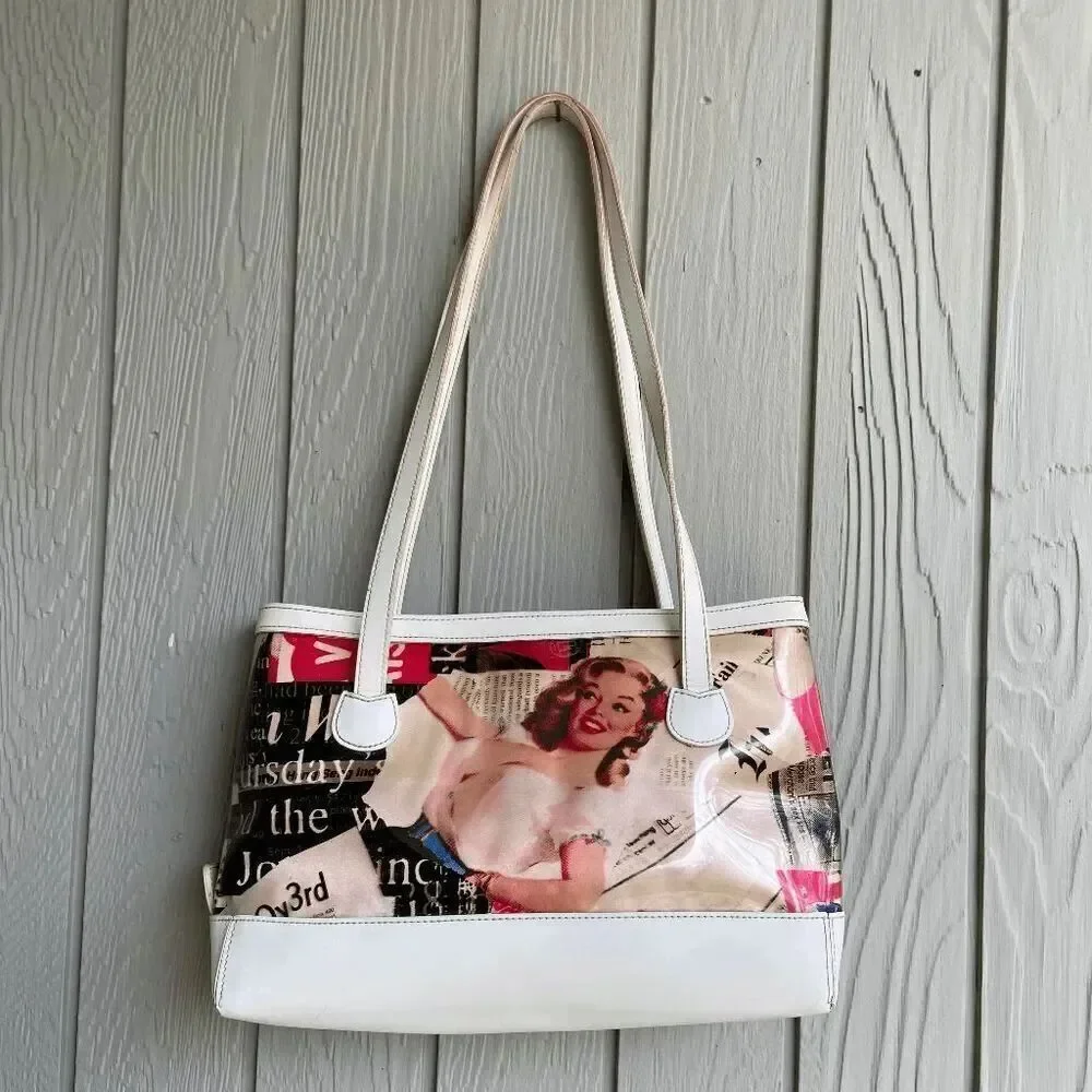 VTG Y2K Marilyn Monroe Magazine Print Vinyl Shoulder Bag – Retro Pop Art Glam